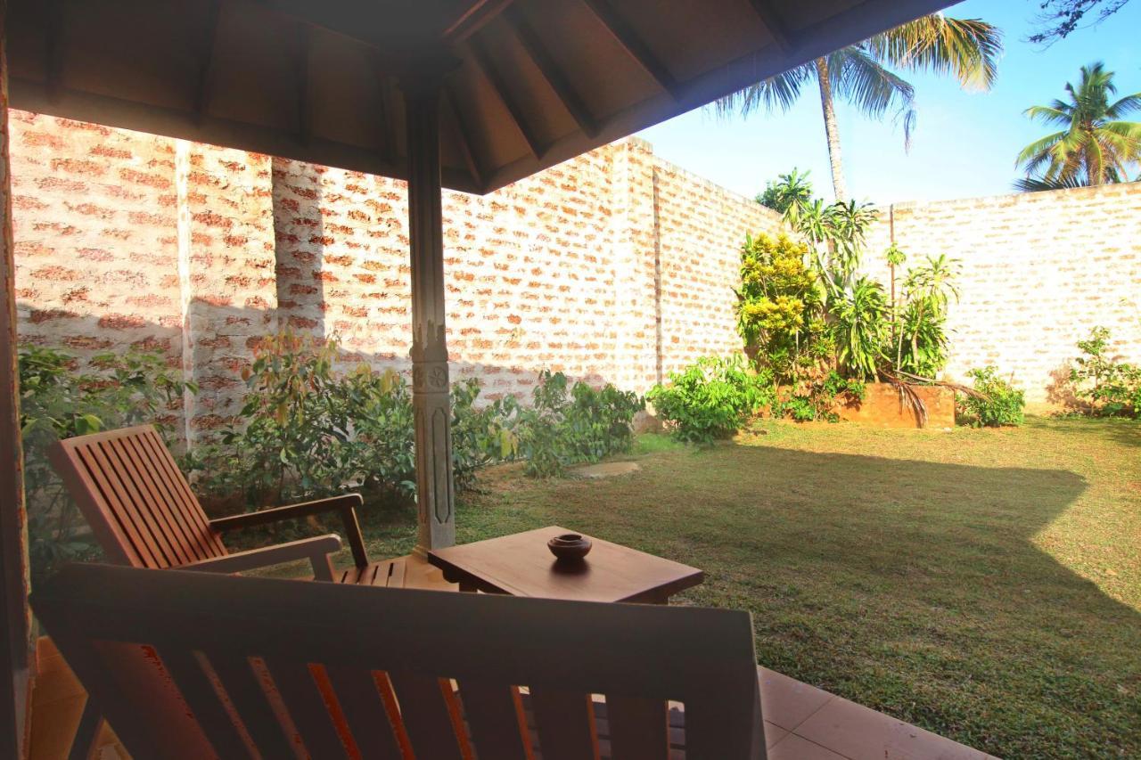 The Coastal Village Cabanas Ahangama Bagian luar foto
