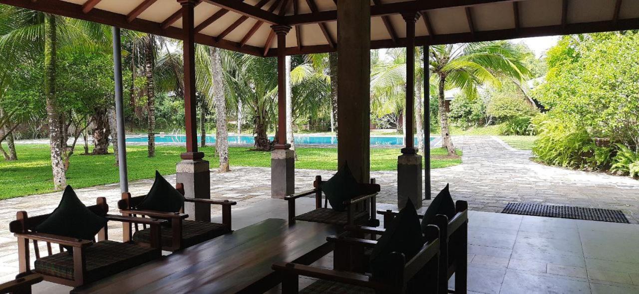 The Coastal Village Cabanas Ahangama Bagian luar foto