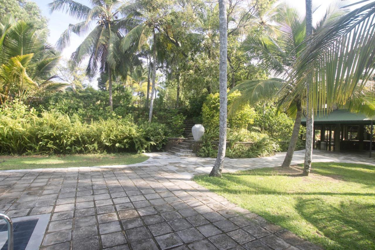 The Coastal Village Cabanas Ahangama Bagian luar foto