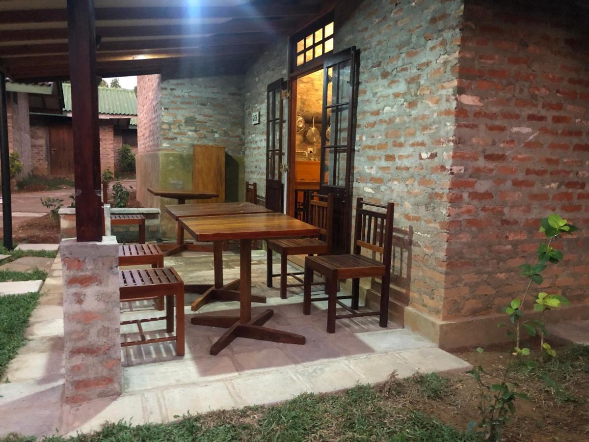 The Coastal Village Cabanas Ahangama Bagian luar foto